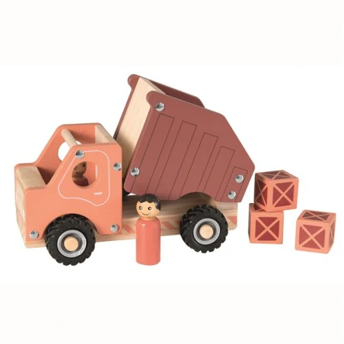 Imagen de Gran camión de madera con carga