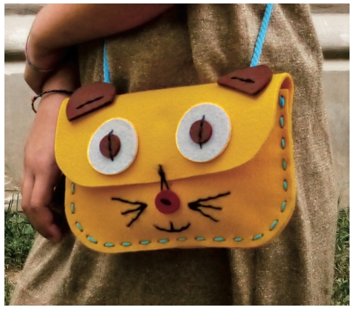 Imagen de Kit de Costura " Hagamos un bolso con carita de gato"